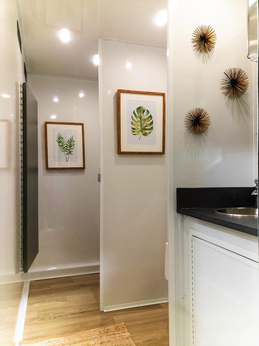 RESTROOM TRAILER (5 UNIT MODEL)