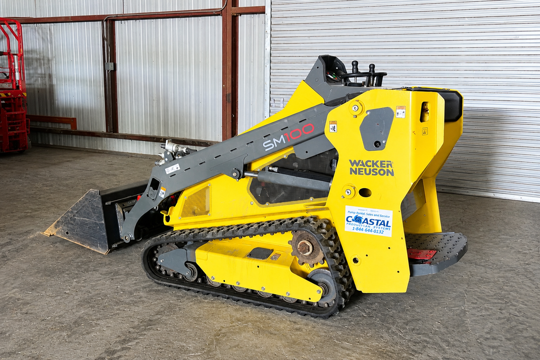 SM100 Ride On Loader